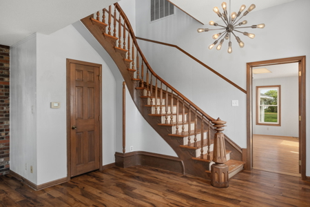 4 Bed 3 Bath Historic Home for Sale! - image 9