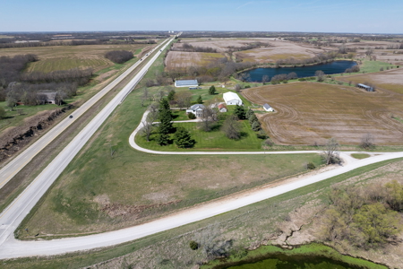 4 Bed 3 Bath Historic Home for Sale! - image 7