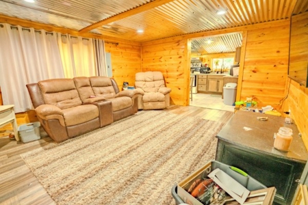 Hunter's Paradise! 91+/- Acres With Cabin For Sale in Middle TN - image 8