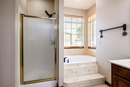 Premier Country Home for Sale in Bowie County, New Boston Texas - image 21