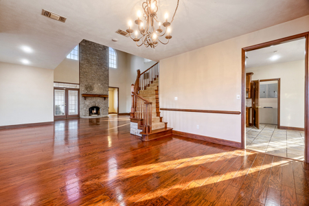 Premier Country Home for Sale in Bowie County, New Boston Texas - image 9