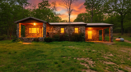 Country Home in the Arkansas Ozarks | Williford - image 3