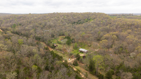 Country Home in the Arkansas Ozarks | Williford - image 42