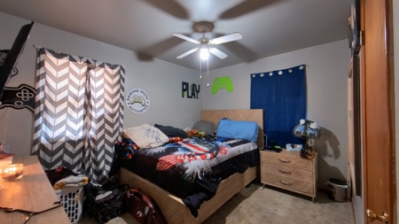 Three bedroom home for sale in Clinton, Ok! - image 9