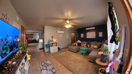 Three bedroom home for sale in Clinton, Ok! - image 4