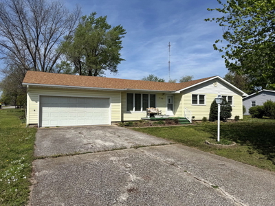 El Dorado Springs Home in Town for Sale, Cedar County MIssouri - image 2