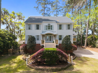 4BR Luxury Home on Pamlico River with Boat Slip - image 1