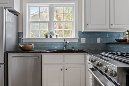 4BR Luxury Home on Pamlico River with Boat Slip - image 28