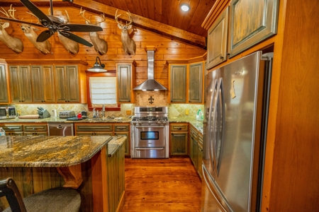 525+/- Acre Hunting Lodge for Sale in Sportsmans Paradise - image 18