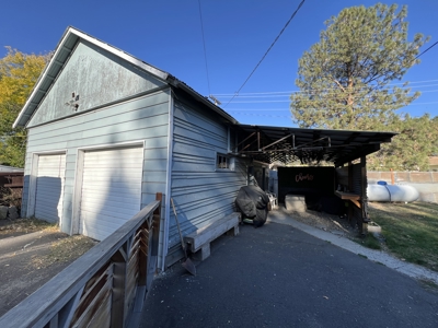 Eastern Oregon Three Bedroom Home Located in Hines - image 42