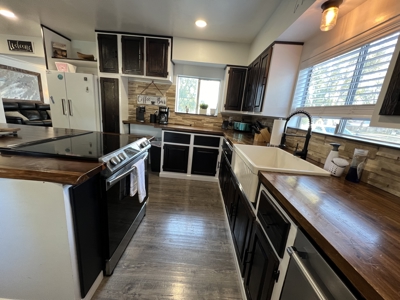 Eastern Oregon Three Bedroom Home Located in Hines - image 4