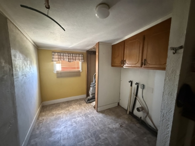 Country Home on 10± Acres in Rural Oklahoma - image 6