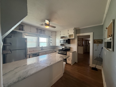 Country Home on 10± Acres in Rural Oklahoma - image 2