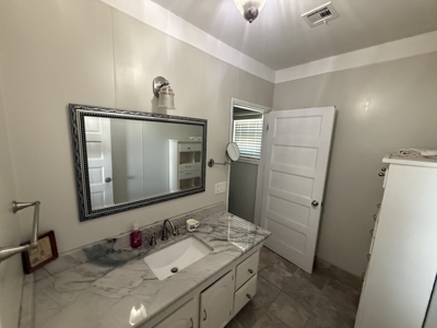 Country Home on 10± Acres in Rural Oklahoma - image 4