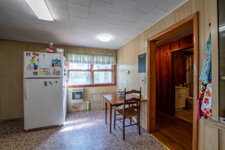 Missouri Ozarks Country Style Home in Town | Oregon County - image 15