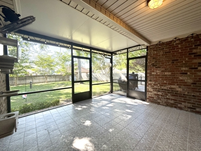 Hidden Lakes East Home w/ Porch, Deck & Lake Access - image 27