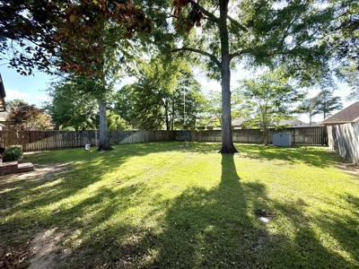 Hidden Lakes East Home w/ Porch, Deck & Lake Access - image 29