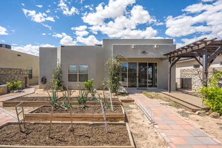 Home for Sale with Mountain Views in Las Cruces, NM - image 41