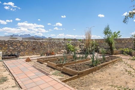 Home for Sale with Mountain Views in Las Cruces, NM - image 38