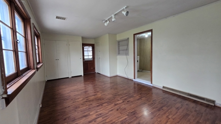 Charming Home with Workshop and Enclosed Porch! - image 8