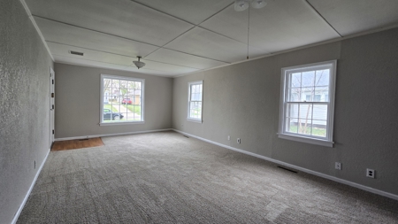 Charming Home with Workshop and Enclosed Porch! - image 3