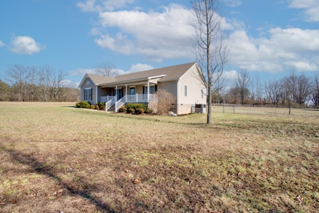Country Home for Sale in Lawrence County, Tennessee - image 3