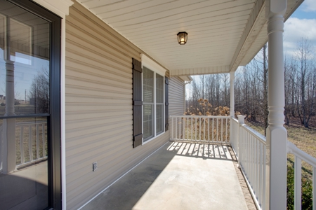 Country Home for Sale in Lawrence County, Tennessee - image 5