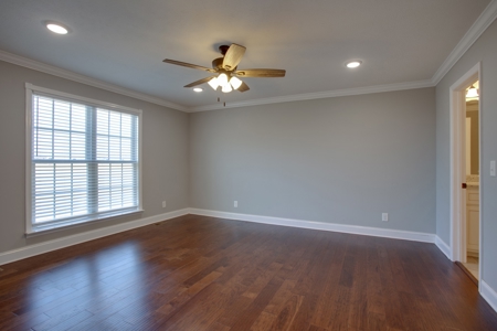 Country Home for Sale in Lawrence County, Tennessee - image 15