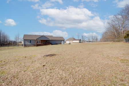 Country Home for Sale in Lawrence County, Tennessee - image 32