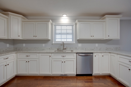 Country Home for Sale in Lawrence County, Tennessee - image 12