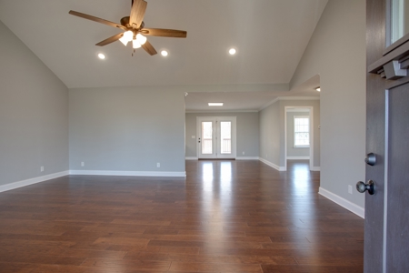 Country Home for Sale in Lawrence County, Tennessee - image 6