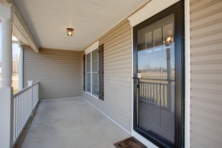 Country Home for Sale in Lawrence County, Tennessee - image 4