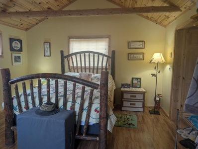Northern MI 2-Bedroom Cabin in Canada Creek Ranch, Atlanta MI - image 13
