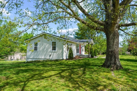 Country Home for Sale in Davidson County, Tennessee - image 5