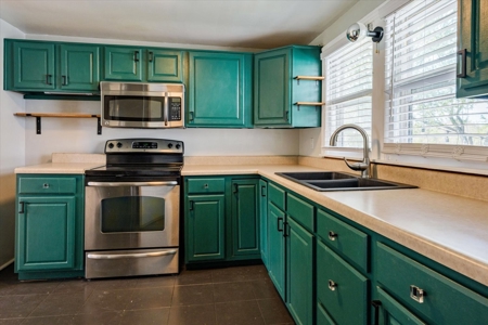 Country Home for Sale in Davidson County, Tennessee - image 13