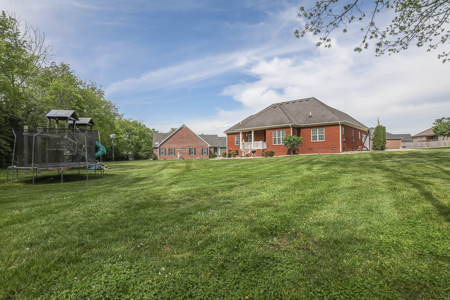 3 bedroom 2 bath brick home for sale in Franklin, Ky. - image 16