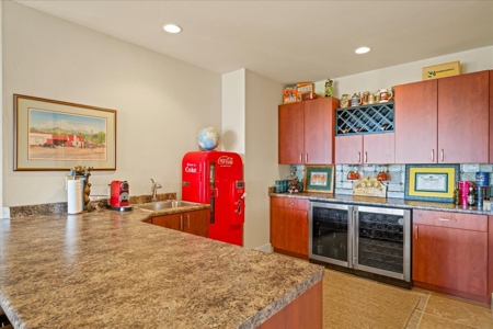 Mountain and Lake View Luxury Home near Ridgway and Telluride - image 24