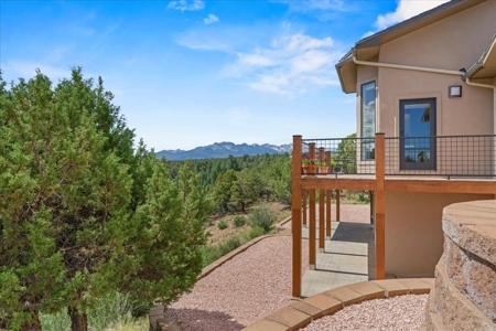 Mountain and Lake View Luxury Home near Ridgway and Telluride - image 38