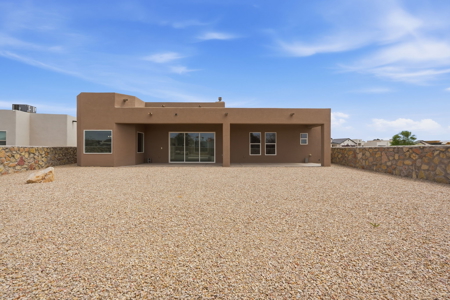 Refined Desert Living in Las Cruces, NM - image 42