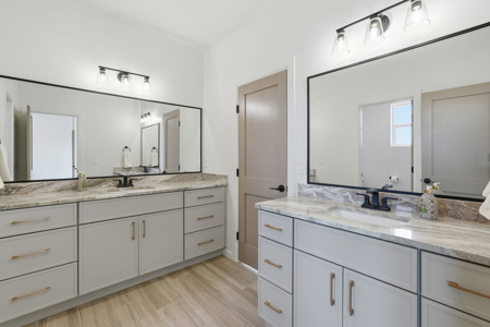 Refined Desert Living in Las Cruces, NM - image 37