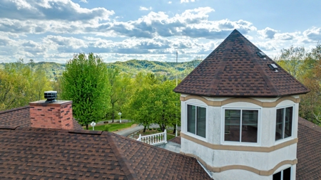 Extraordinary 35-Acre Executive Estate in La Crosse WI - image 43