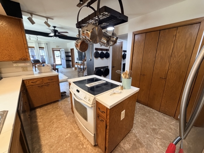 Home in the City of Marion For Sale - image 10