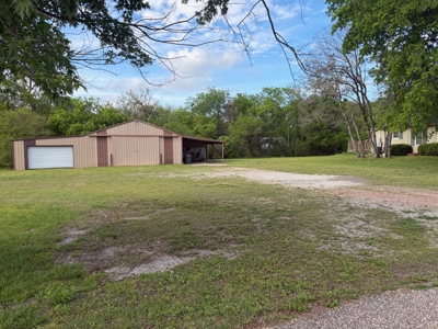 Income Potential in Maud: Home + Large Shop on Expansive Lot - image 28