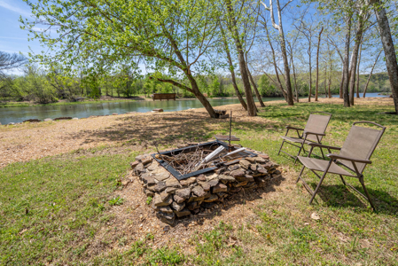 Gorgeous Riverfront Home in the Arkansas Ozarks | Fulton County - image 35