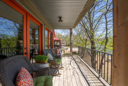 Gorgeous Riverfront Home in the Arkansas Ozarks | Fulton County - image 30