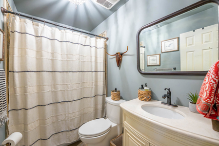 Gorgeous Riverfront Home in the Arkansas Ozarks | Fulton County - image 21