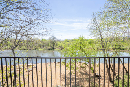 Gorgeous Riverfront Home in the Arkansas Ozarks | Fulton County - image 25