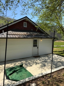 Home and 3.5 acres for Sale in Hawkins County, TN - image 6