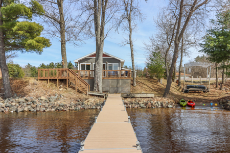 Turnkey Lake Petenwell Waterfront Cottage | Owned Shoreline - image 38