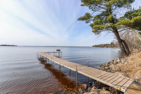 Turnkey Lake Petenwell Waterfront Cottage | Owned Shoreline - image 35